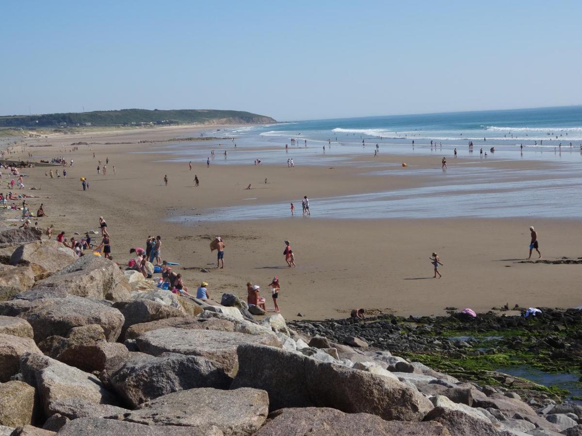 Gite "Rose Des Sables" - 800M De La Plage De Surtainville, Proche Commerces - Piscine En Juillet Et Aout Phòng bức ảnh